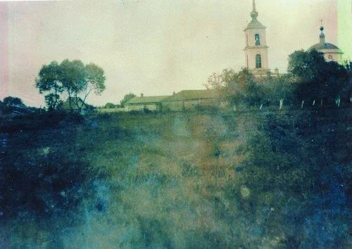 Рис. 13. Фото Михаилоархангельского храма в селе Лосенки. 30-е гг. XX века